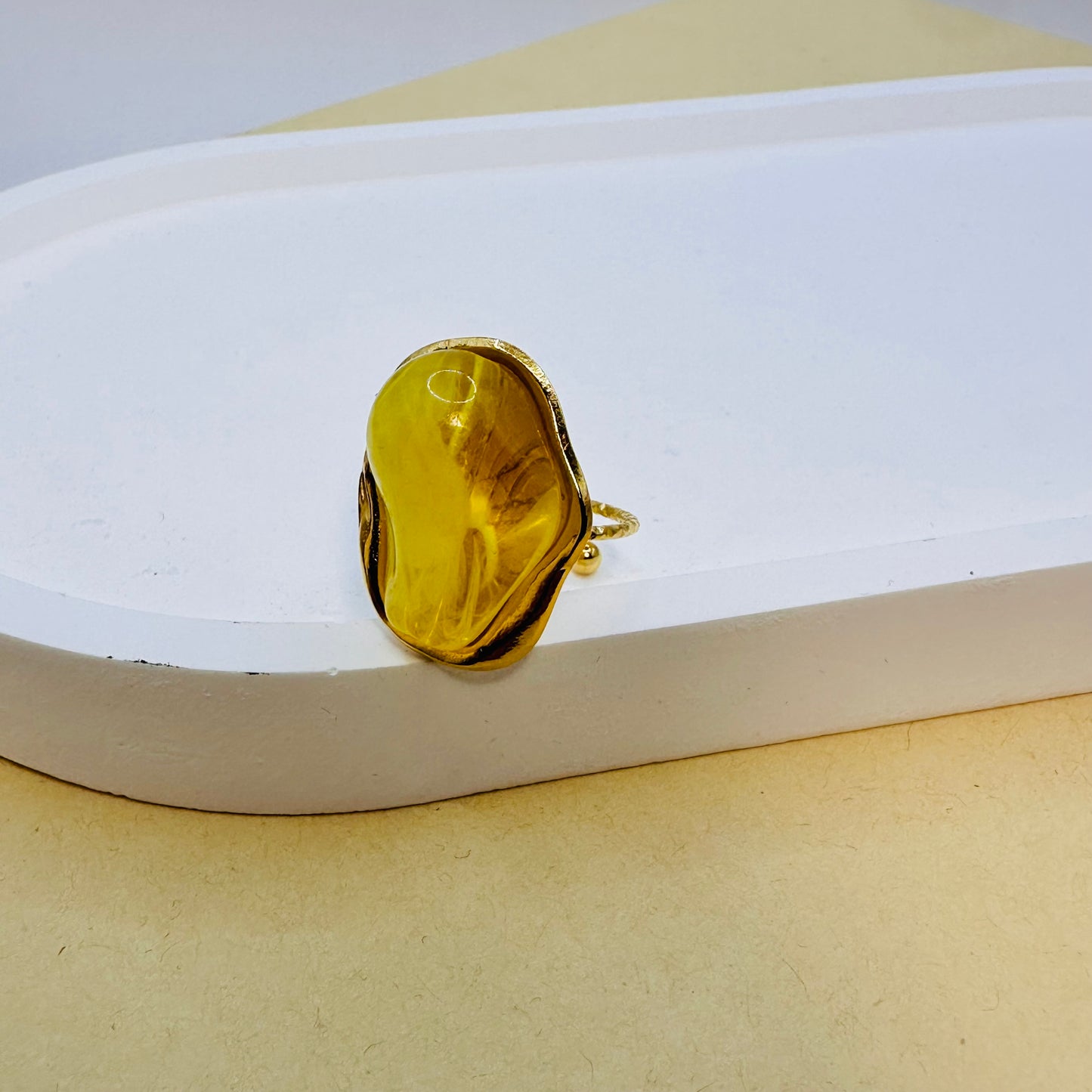 Bague XXL en acier jaune