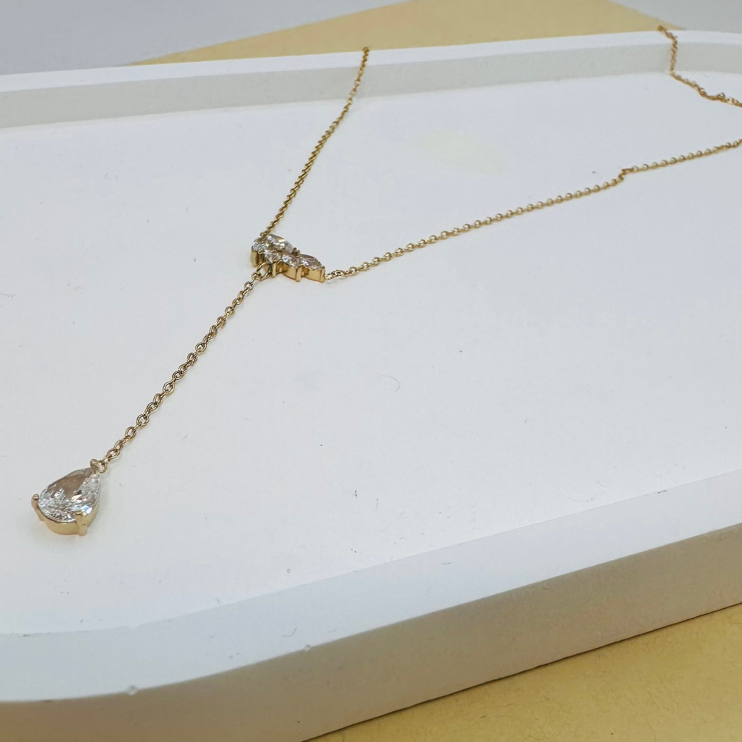 Collier Y Selene
