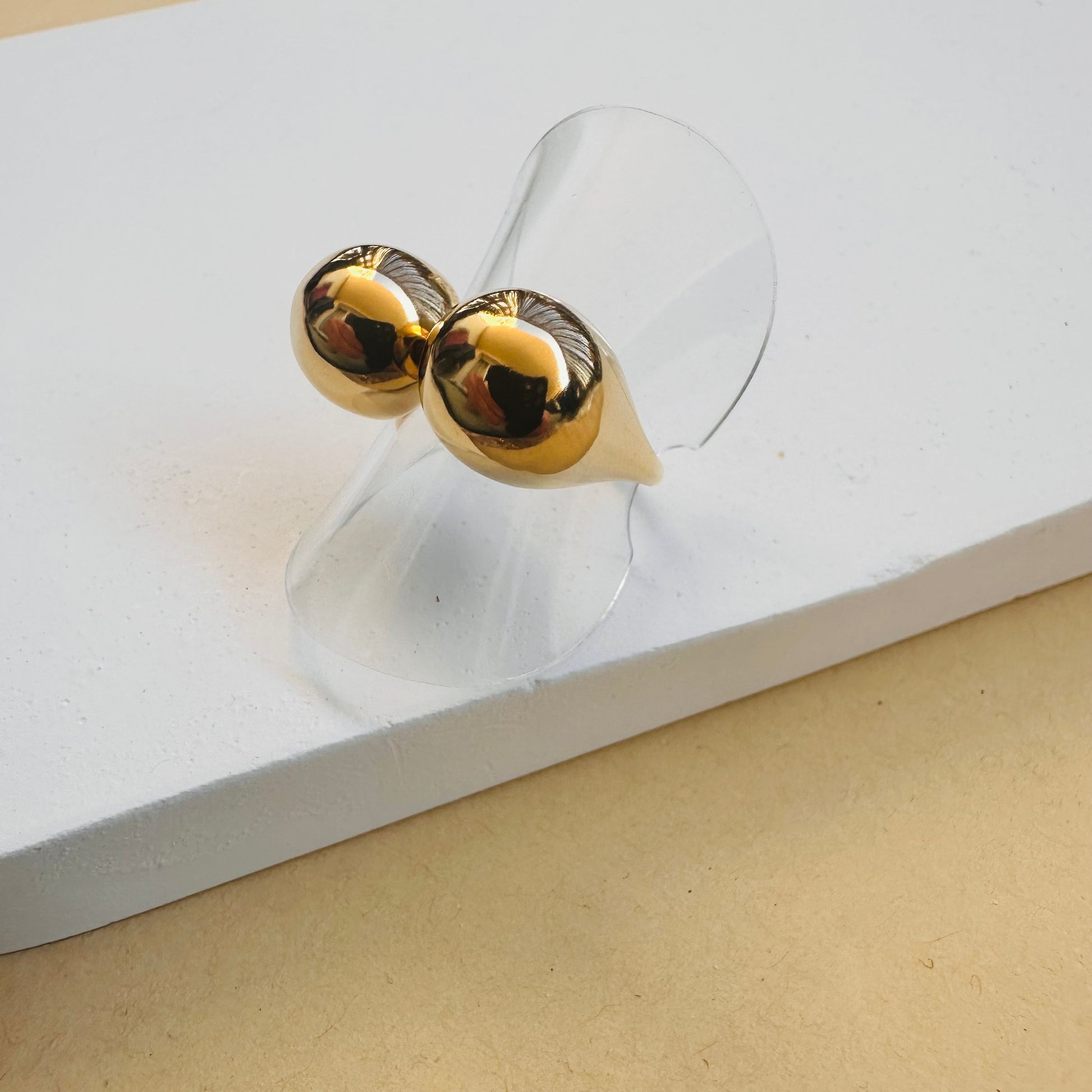 bague acier lisse avec deux boules epaisse